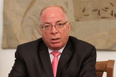 إهداء نسخة من القرآن باللغة الأيغورية إلى دارالكتب المصرية