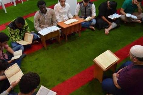 الحلقة القرآنية.. ملتقى الأتراك والطلبة الوافدين في رمضان