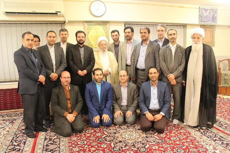 مرجع دینی یشید بمشروع 