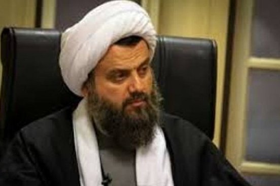 ینبغی علی العلماء المسلمین الوقوف بجانب الشعب البحرینی