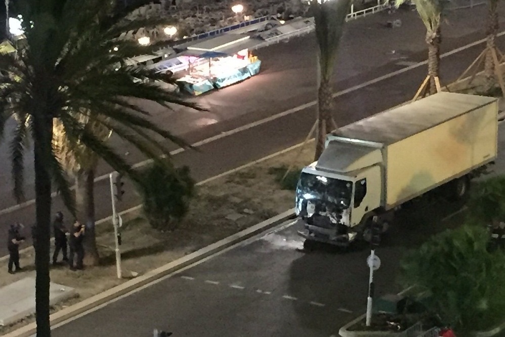 الجالية المسلمة تخفف حدة التوتر في مدينة نيس