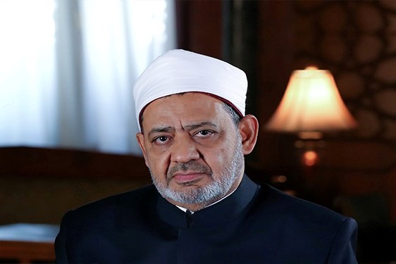 شيخ الأزهر يدعو لإصدار فتاوى تحرّم الاقتتال بين السنة والشيعة