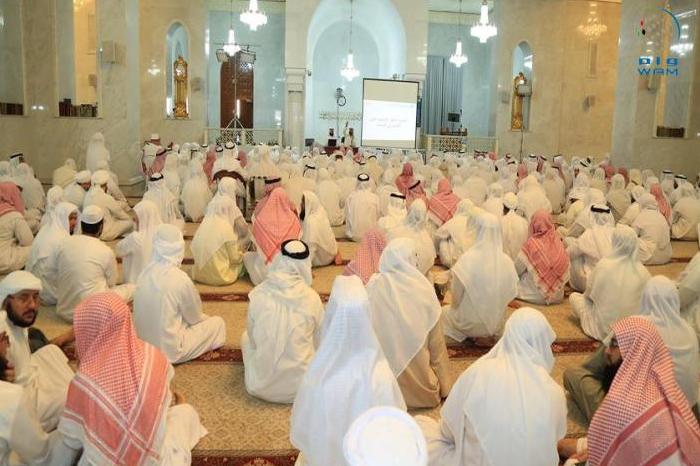 إجتماع موسع لأئمة وخطباء المساجد في الامارات