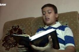 طفل من أصول كوردية بغزة يحفظ القرآن كاملاً في ثلاثة أشهر