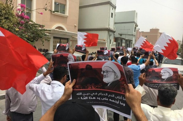 أكبر صلاة جمعة للشيعة في البحرين متوقفة للأسبوع الثالث