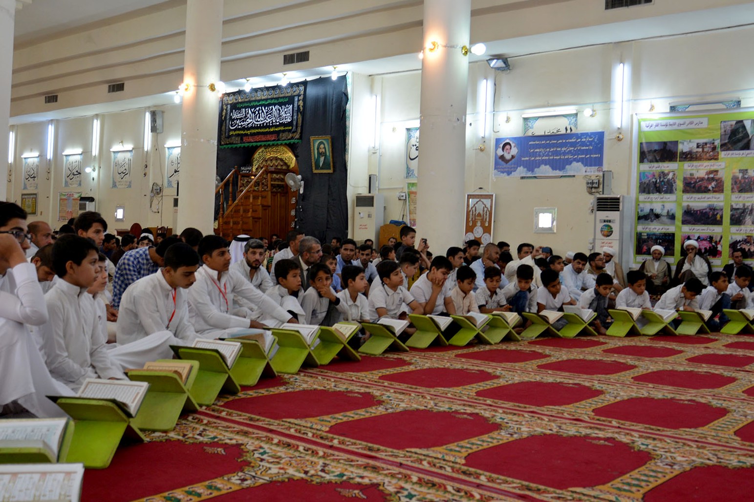 إختتام الدورة القرآنية التخصصصية لطلبة الجامعات / أطفال كربلاء يتنافسون في حفظ القرآن