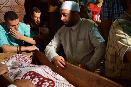 بالصور...تشييع جثمان الشيخ عبدالحكيم عبداللطيف إلى مثواه الأخير