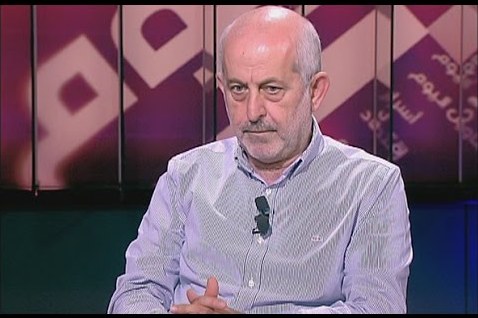 العلاقة بين الأسرة والمسجد من أهم المحاور في السیاسات المعلنة من قبل قائد الثورة