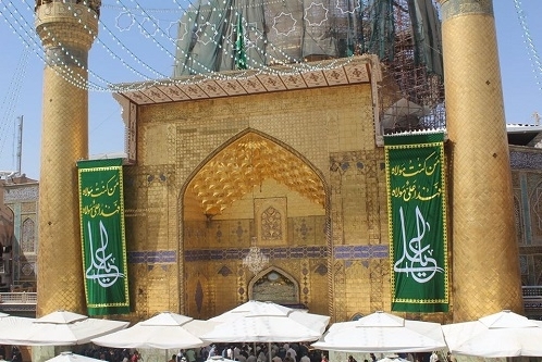 بالصور.. تزيين الصحن الحيدري استعداداً للاحتفال بعيد الغدير
