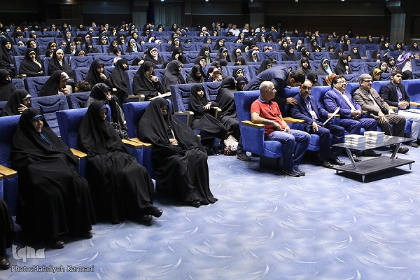 إنطلاق أکبر مسابقة قرآنیة وطنیة للسیدات في ایران