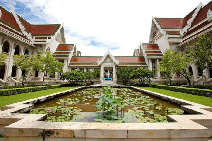 التعریف بمرکز المنتجات الحلال فی أقدم جامعة تایلندیة