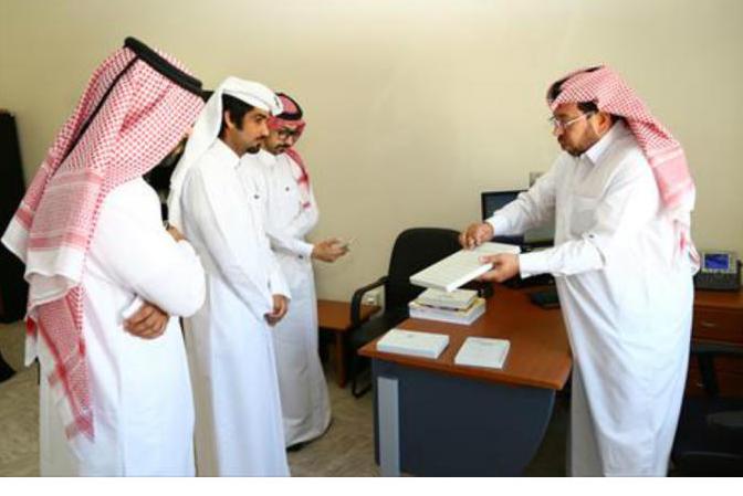 قطر: توزيع مصحف 