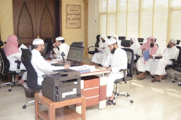 1586 متسابقاً من الجنسين سجلوا بأكبر مسابقة قرآنية في قطر