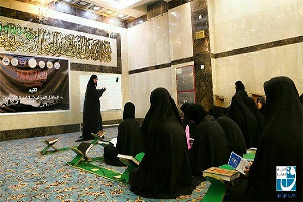 100 محطة قرآنية في خدمة الزائرات المشاركات في أربعينية الإمام الحسين(ع)