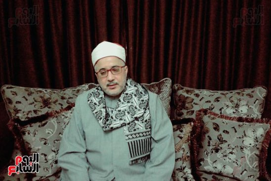 حسين عبدالعاطى ناصف: قرأت أمام مبارك 4 مرات.. نجل فلاح القرآن: والدى حزن كثيرًا لعدم اعتمادى فى الإذاعة.. واحترفت التلاوة فى سن الـ17 سنة