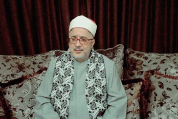 حسين عبدالعاطى ناصف: قرأت أمام مبارك 4 مرات.. نجل فلاح القرآن: والدى حزن كثيرًا لعدم اعتمادى فى الإذاعة.. واحترفت التلاوة فى سن الـ17 سنة