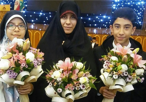 قصة أم ایرانیة حفظت القرآن مع توأمها
