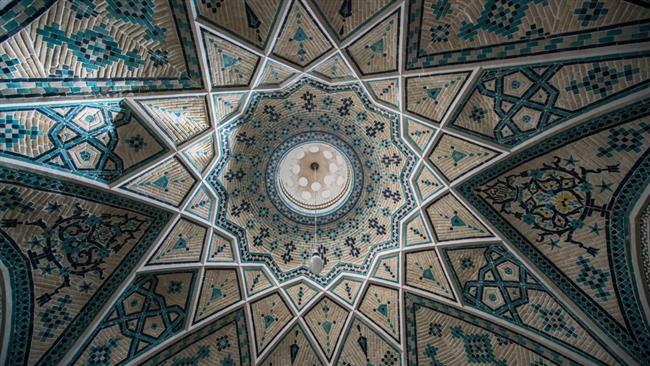 تقریر مصور.. مساجد ایران فی عدسة المصور الإیطالی