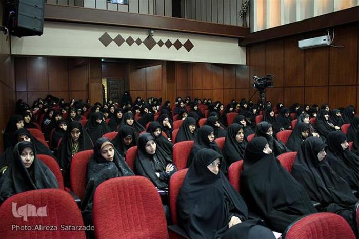 الیوم... إطلاق المسابقة القرآنیة للطلاب والسیدات في إیران الیوم... إطلاق المسابقة القرآنیة للطلاب والسیدات في إیران