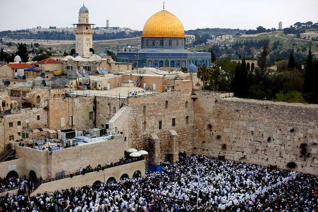 الخارجية الفلسطينية: لن نسمح لاسرائيل بكتم صوت الآذان فى القدس