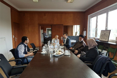 إجتماع للنشطاء القرآنیین فی برلین