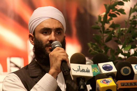 عائلة تتوارث حفظ القرآن الكريم عن الآباء في غزة