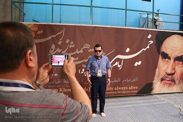 حافظ تركي كفيف للقرآن: حفظت القرآن الكريم خلال 8 أعوام