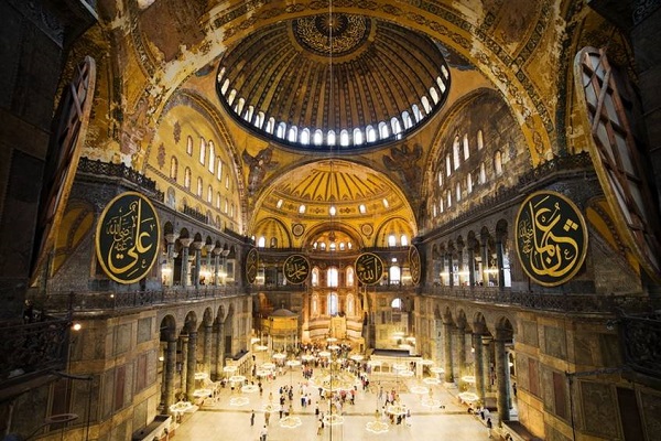 الخارجية التركية تندّد بتصريح الخارجية اليونانية حول تلاوة القرآن في أياصوفيا