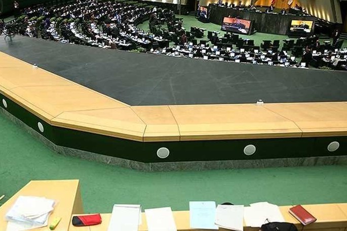 إصابات بهجوم مسلح في مرقد الامام الخميني (ره) وانتحاري يفجر نفسه