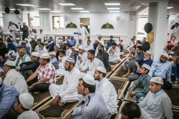 بالصور..إعادة فتح جامع 