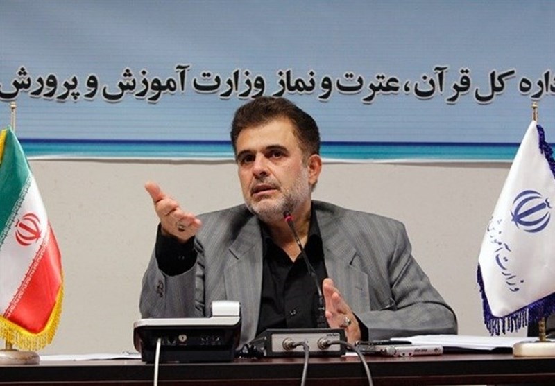 وزارة التربية والتعلیم الايرانية تطلق 750 مرکزاً قرآنیاً علی مستوی البلاد
