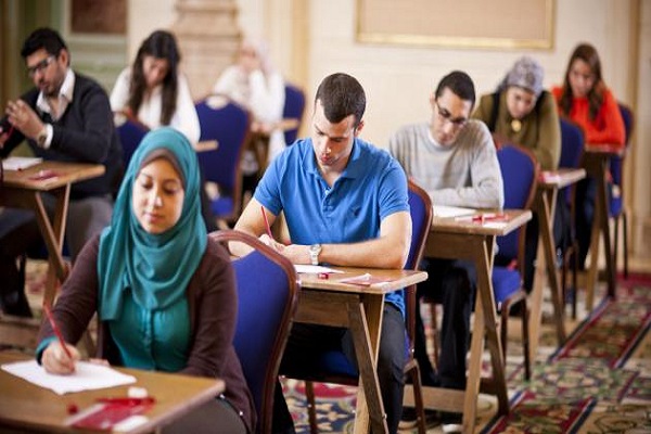 الطلاب المسلمون في بريطانيا يتعرضون للوصم بسبب خطة محاربة الإرهاب