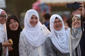 الفلبين تدرس إصدار بطاقات هوية خاصة للمسلمين فى إطار مكافحتها للإرهاب