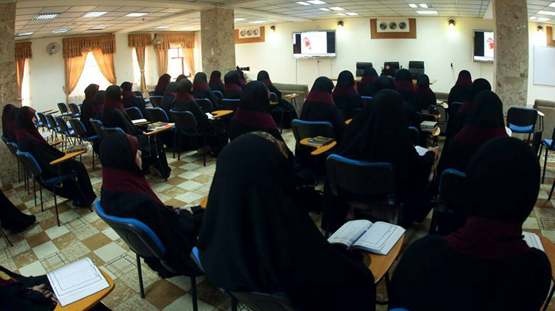 العتبة الحسينية تطلق مشروعاً لإعداد ممثلات عن العراق في المحافل القرآنية الدولية