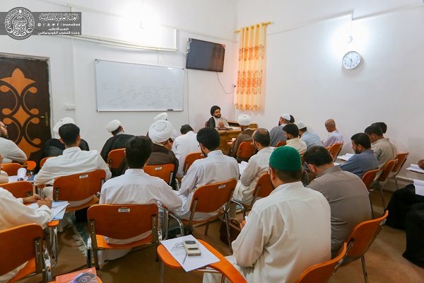 إنطلاق دورة السيد المرتضى (قدس) في منهج البحث القرآني والتوحيد في نهج البلاغة