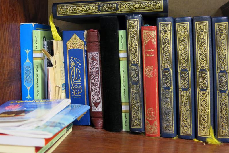 شابّ حافظ لکامل المصحف یروي نشاطه القرآني والدعوي في أمریکا