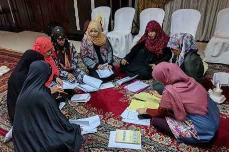 تنظیم دورة لتعلیم قراءة القرآن للنساء فی الفلیبین