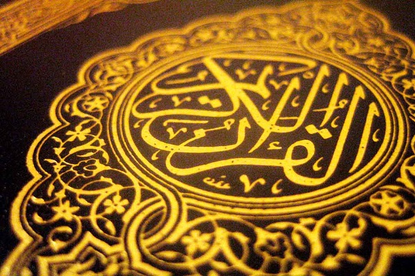 شاب توحدي سعودي يحفظ القرآن كاملاً برقم الآية والصفحة