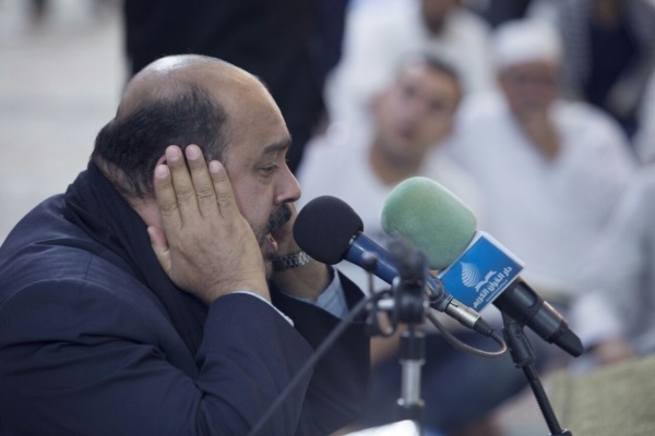 بالصور...العتبة الحسينية تحتضن محفلاً قرآنياً ترحماً على أرواح شهداء