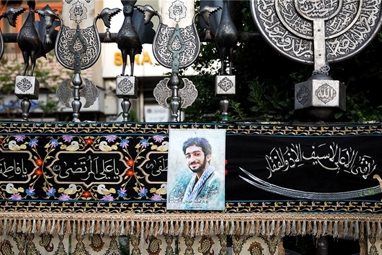 بالصور...مراسم تشييع جثمان الشهيد حججي في طهران