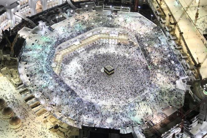 الحجاج المتعجلون يغادرون مكة بعد إكمال مناسكهم