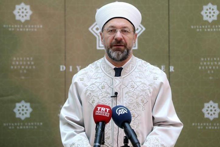 رئيس الشؤون الدينية التركي: الجهود الرامية لإظهار الإسلام دينًا مخيفًا في تزايد