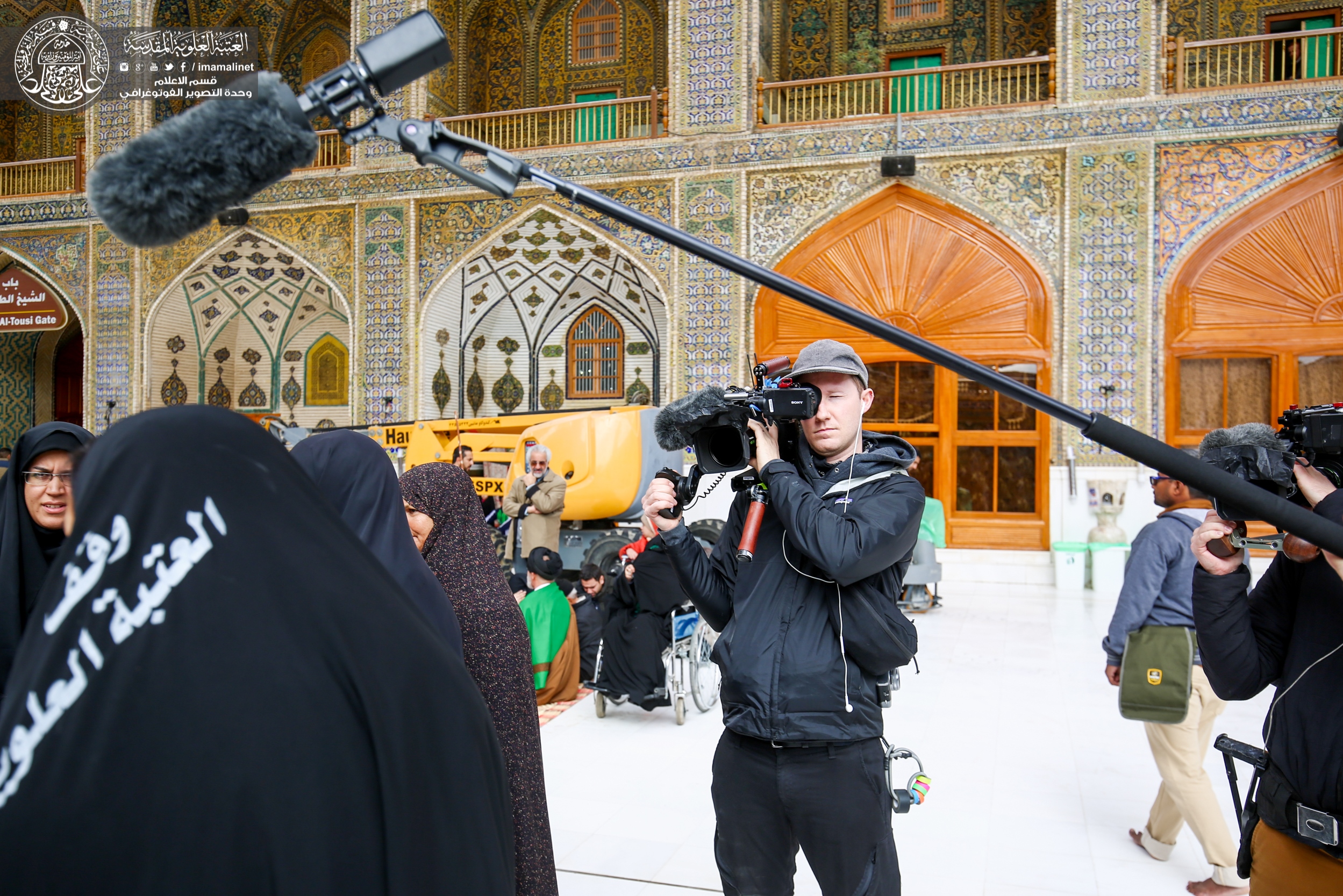 مؤسسة إعلامية كندية تعمل على إنجاز فلم وثائقي لمرقد أمير المؤمنين(عليه السلام)