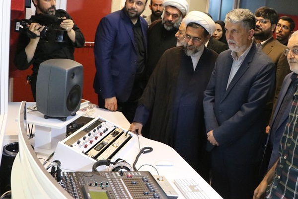 إفتتاح أستودیو للتسجیلات القرآنیة فی قم المقدسة