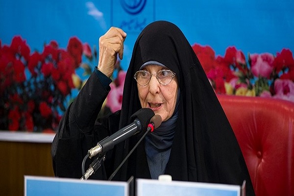 مؤتمر الوحدة الإسلامیة مناخ لحل الأزمات الإسلامیة