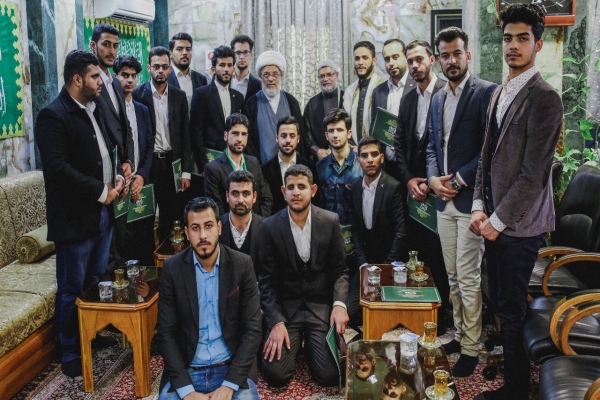 بحضور المتولي الشرعي دار القرآن الكريم تختتم دورة تطوير الأداء لنخبة من القراء