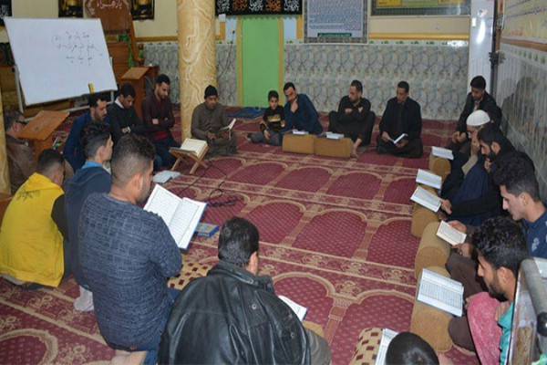 افتتاح دورة قرآنية لإعداد قراء مرتلين استعداداً لشهر رمضان القادم