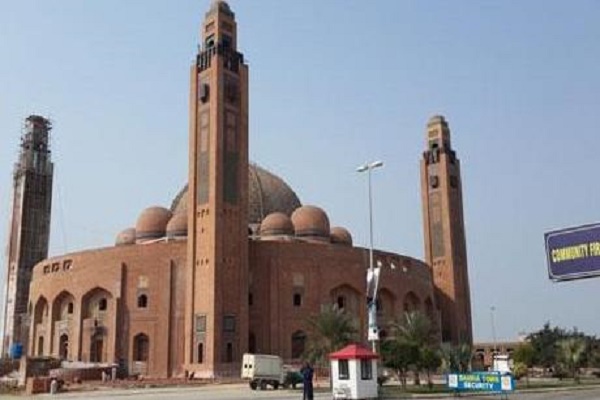 إفتتاح معرض للمخطوطات القرآنیة النادرة فی باکستان