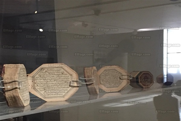 بالصور.. شاهد مصحف الرول وأصغر مصحف بالعالم مكتوب بخط اليد