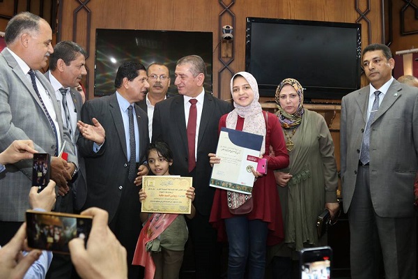 صور.. محافظ كفر الشيخ يكرم حفظة القرآن الكريم فى مسابقة 
